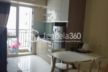 Kitchen 1BR Apartment with City View at Oak Tower Apartment
