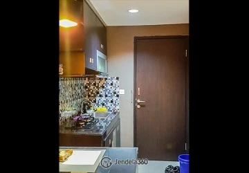 Kitchen Compact Studio Apartment at Park View Condominium High Floor