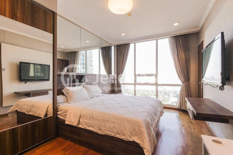 Bedroom Spacious 1BR High Floor Apartment with City View at Ancol Mansion Apartment