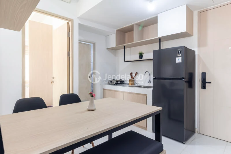 Kitchen Low Floor 2BR Apartment with  View at Tokyo Riverside Apartment