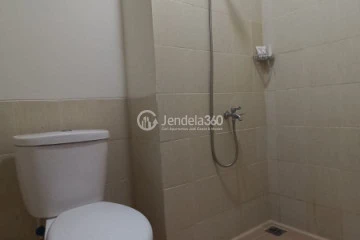 Bathroom Trendy Studio Apartment at Easton Park Residence Jatinangor Low Floor
