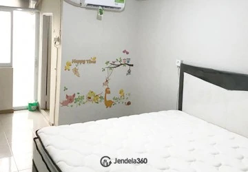 Bedroom Comfortable Studio Apartment Low Floor with City View at Green Palm Residence