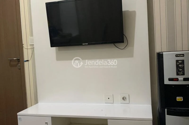 Living Room Low Floor 2BR Apartment with  View at Podomoro Golf View Apartment