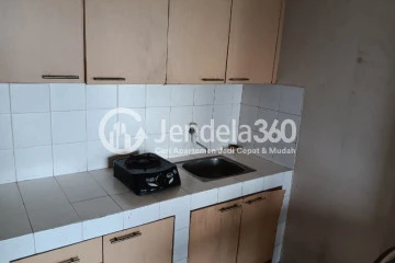 Kitchen 2BR Apartment with City View at Great Western Resort