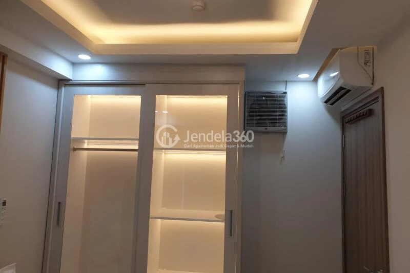 Bedroom 2 Strategic Location 2BR Apartment Low Floor with  View at Podomoro Golf View Apartment