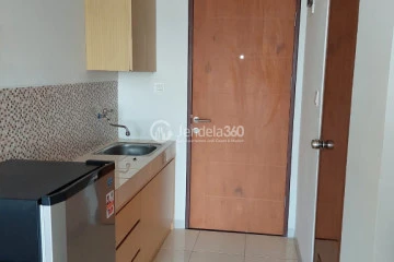 Kitchen Modern Studio Apartment at Dave Apartment Tower North