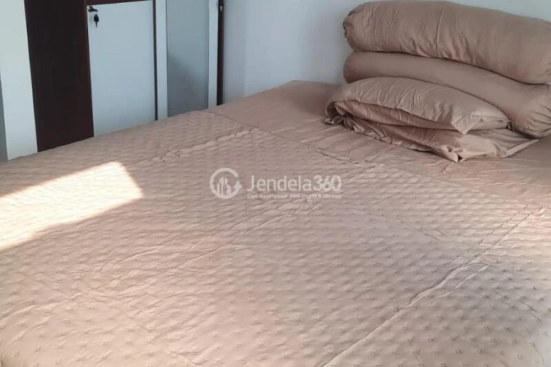 Bedroom Studio Pesona Depok Square Apartment at Middle Floor