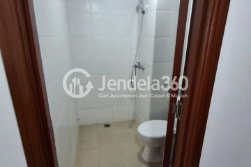 Bathroom Peaceful 1BR Apartment Middle Floor with  View at Vittoria Residence
