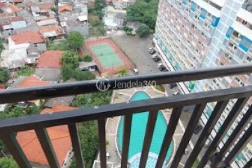 Balcony Low Floor Studio Apartment with  View at Margonda Residence 2