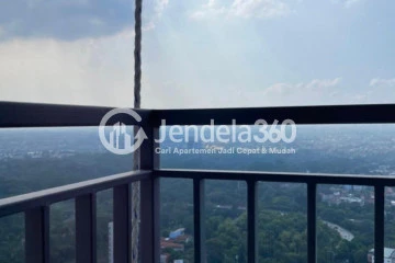 Balcony High Floor Studio Apartment with City View at Evenciio Apartment