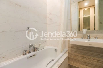 Bathroom Izzara Apartment 2BR Fully Furnished