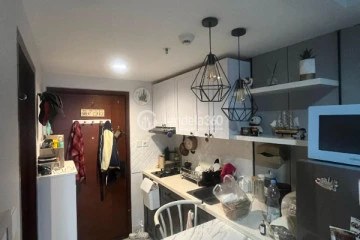 Kitchen Studio The Crest West Vista Puri Apartment at High Floor