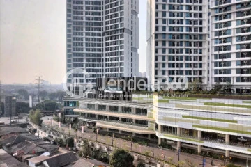Balcony Relaxed 1BR Apartment at Grand Dhika City Apartment Tower Cempaka