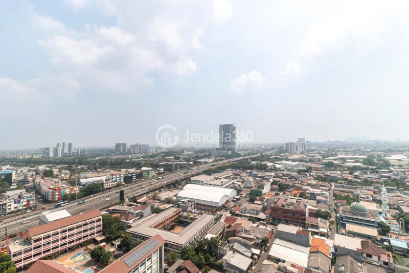 Balcony 1BR Puri Orchard Apartment at Tower OG A