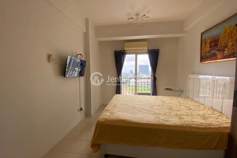 Bedroom Studio Apartment with  View at Sunter Park View Apartment