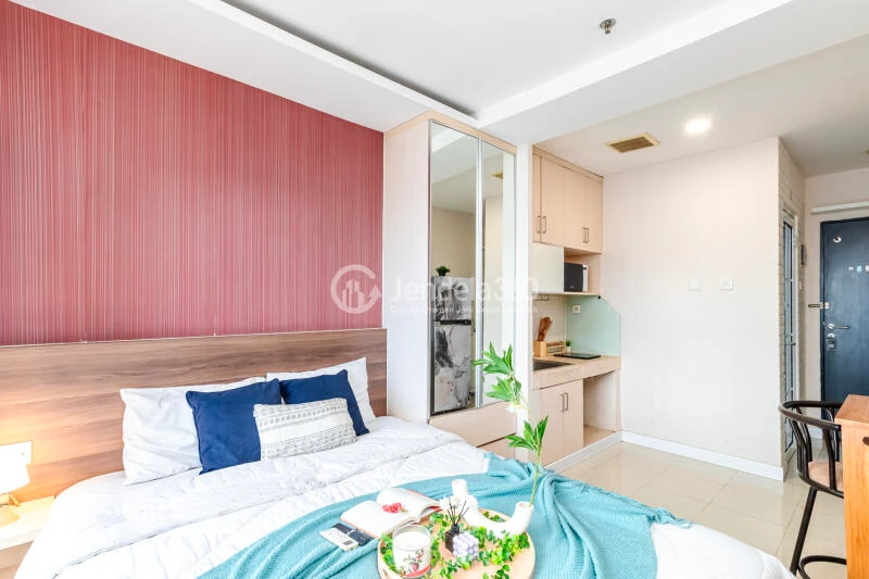 Bedroom Middle Floor Studio Apartment with  View at Cervino Village
