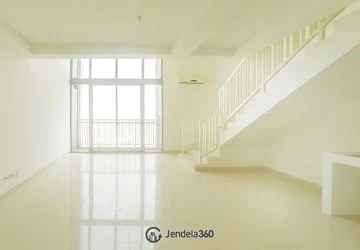 Living Room High Floor Studio Apartment with Taman Tribeca View at Neo Soho Residence