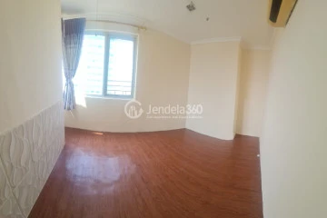 Bedroom 2 Tidy 3BR Apartment at Green Central City Apartment Middle Floor