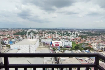 Balcony Affordable Studio Apartment Middle Floor with City View at Margonda Residence 3