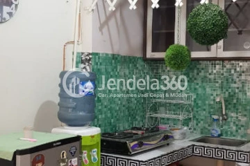 Kitchen Relaxed 2BR Apartment Low Floor with City View at East Park Apartment