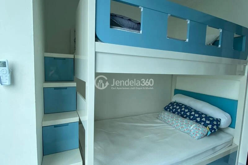 Bedroom 2 Low Floor 3BR Apartment with City View at Kuningan City (Denpasar Residence)