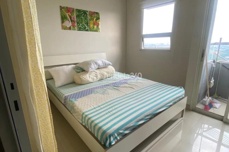 Bedroom Affordable 1BR Apartment Low Floor with  View at Atlanta Residence