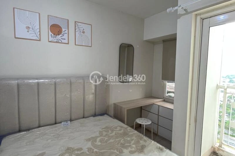 Bedroom Studio The Springlake Summarecon Apartment at High Floor