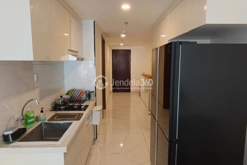 Kitchen Lovely 3BR Apartment Low Floor with  View at Sky House BSD Apartment