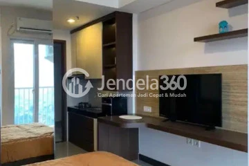 Bedroom Middle Floor Studio Apartment with  View at Kebayoran Apartment