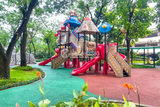 Outdoor Playground - Sky House BSD Apartment