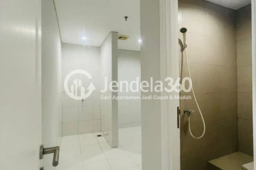 Bathroom 2 2BR Paddington Heights Apartment at Tower A