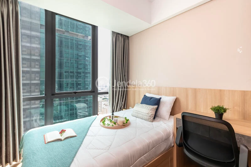 Bedroom 2 Relaxed 3BR Apartment High Floor with City View at Holland Village Apartment