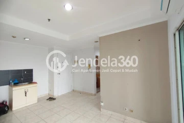 Living Room Low Floor 2BR Apartment with  View at MOI City Home
