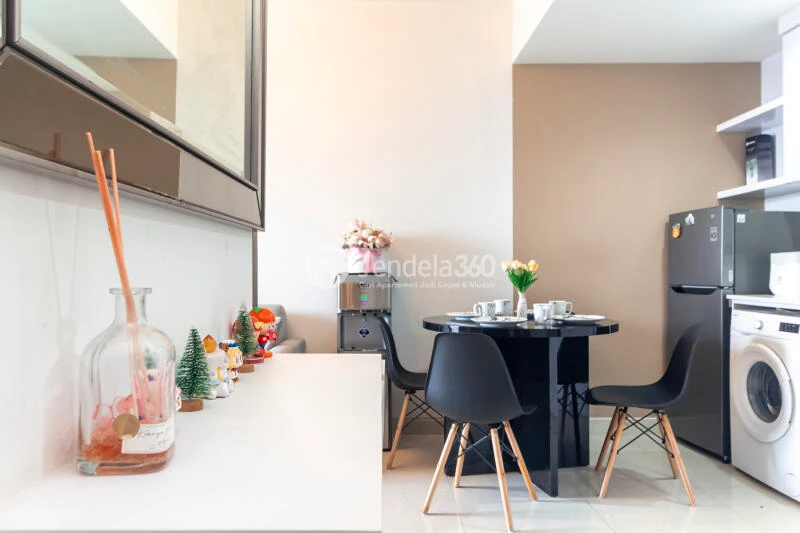 Dining Room The Crest West Vista Puri 2BR Fully Furnished