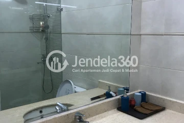 Bathroom High Floor 2BR Apartment with Mega Kuningan View at Ambassador 2 Apartment