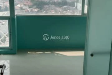 Bedroom Spotless Studio Apartment Low Floor with  View at Saladdin Mansion