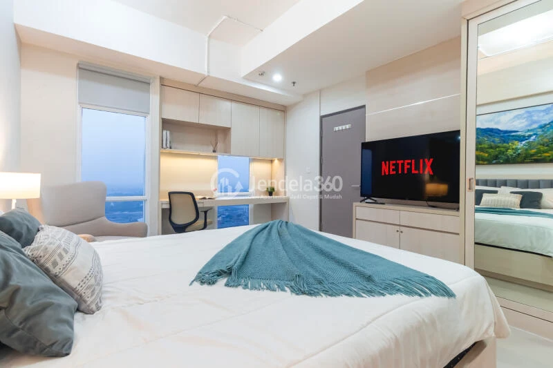 Bedroom 1BR Apartment with City View at Vasanta Innopark Apartment