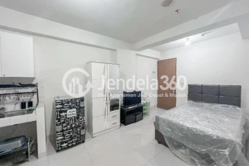 Bedroom Middle Floor Studio Apartment with  View at Oak Tower Apartment