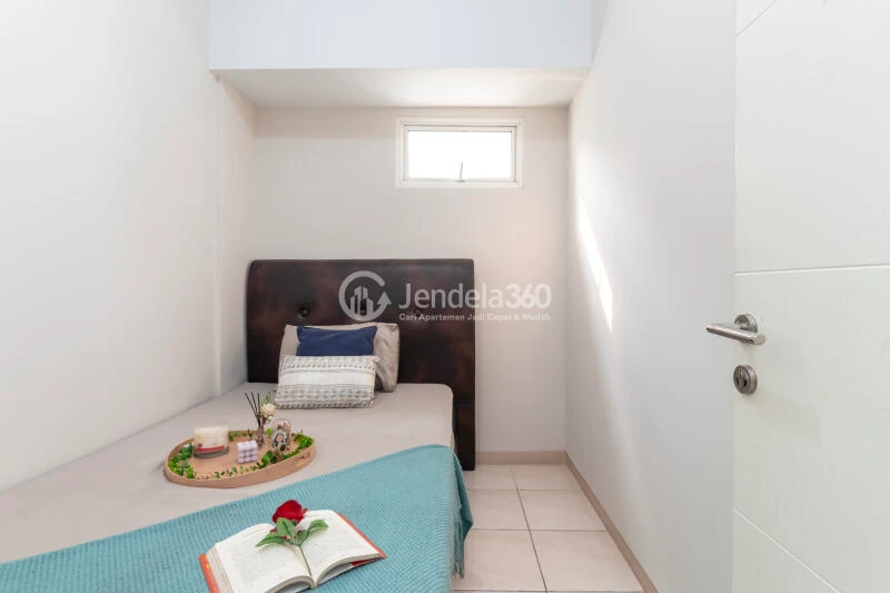 Bedroom 2 3BR The Springlake Summarecon Apartment at Tower Caldesia