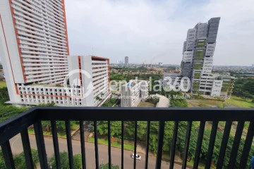 Balcony 1BR Silkwood Residence Apartment at Tower Maple