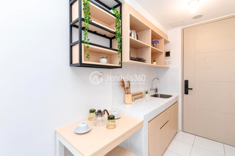 Kitchen Studio Tokyo Riverside Apartment at High Floor