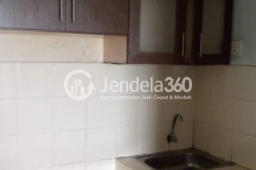 Kitchen Simply Look 2BR Apartment at Gateway Apartment Low Floor