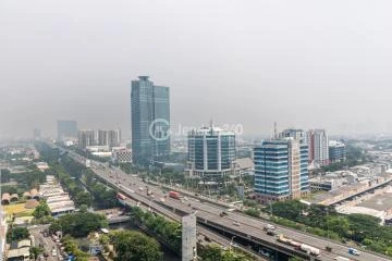 Balcony Middle Floor 2BR Apartment with City View at MOI City Home