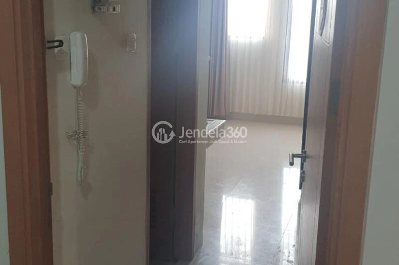 Bedroom Simply Look Studio Apartment Low Floor with  View at Evenciio Apartment
