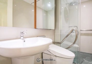 Bathroom 2BR Casablanca Apartment at Tower 1