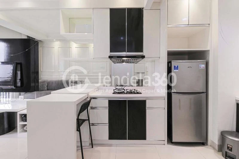 Kitchen Signature Park Grande 2BR Fully Furnished