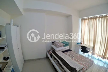 Bedroom Cozy 1BR Apartment Low Floor with City View at Margonda Residence