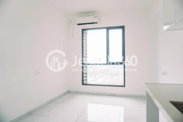 Bedroom Studio Sky House Alam Sutera Apartment at High Floor