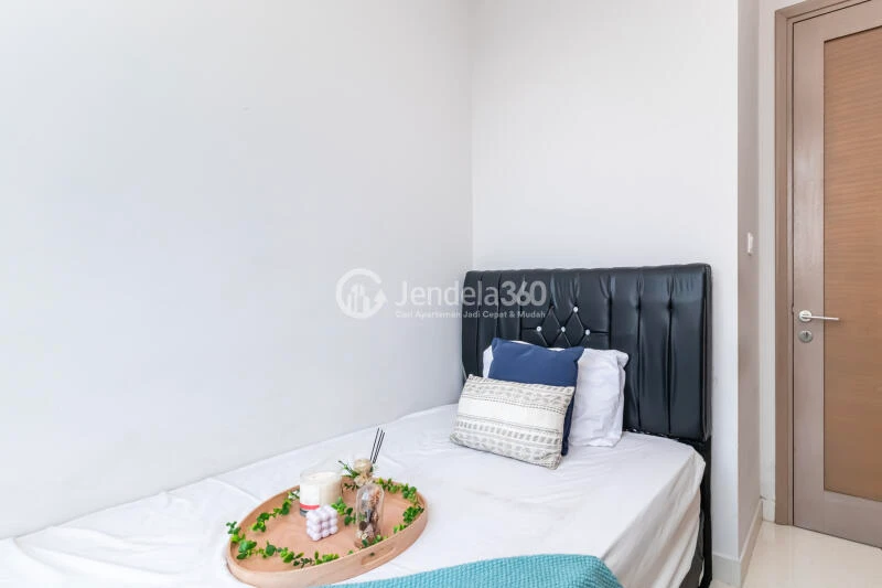 Bedroom 2 3BR Apartment with City View at Taman Anggrek Residence