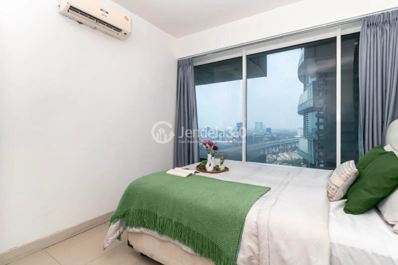 Bedroom 1 Comfortable 2BR Apartment at Grand Kamala Lagoon Apartment Tower Emerald North